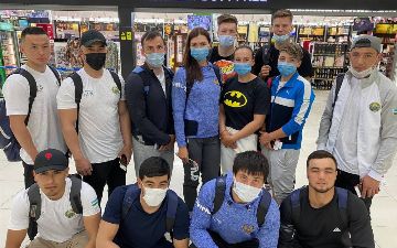 Узбекские гребцы отбыли в Таиланд на соревнование в рамках Токио-2020