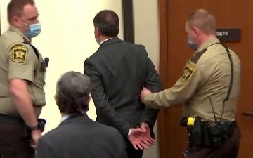 Бывшего полицейского Дерека Шовина признали виновным в убийстве Джорджа Флойда