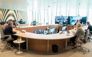 Девиз Олимпийских игр изменят