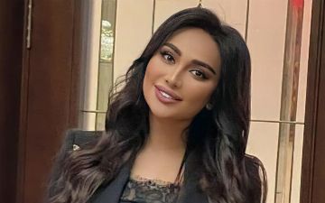 Муниса Ризаева подарила своей сестре Кариме Ризаевой Porsche Taycan – видео 