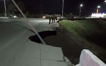 Недалеко от Самарканда обвалилась трасса