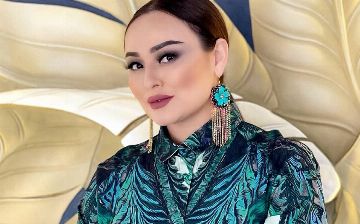 Шахло Зоирова подарила свои духи таксисту - видео