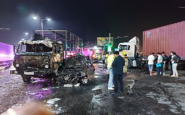 В Ташобласти практически дотла сгорели две машины