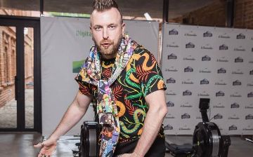 Российский блогер снял влог про ночную жизнь Ташкента - видео