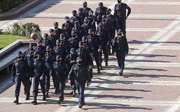 В Беларуси вступил в силу закон, позволяющий силовикам применять оружие при беспорядках