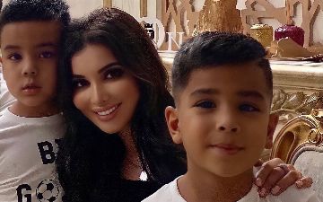 Сын Райхон Ганиевой попал в больницу с переломом руки – видео