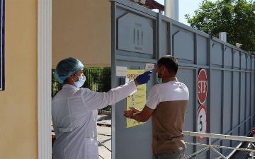 В Узбекистане наблюдается спад «короны»
