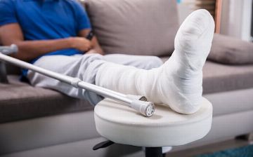 Мифы о переломах: а вы знаете, чего действительно стоит опасаться?