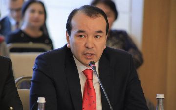 Озодбек Назарбеков высказался об артистах, которые ведут непристойный образ жизни, а затем учат, как правильно жить