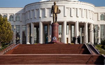 Резиденцию Ислама Каримова предложили превратить в туристический объект