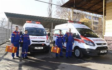 Стало известно, сколько медработников работают в системе «скорой»