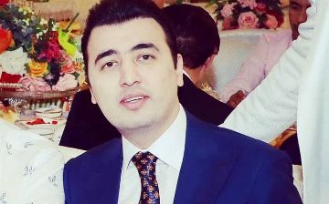 Шохджахон Джураев спел на одной сцене со своей старшей дочерью - видео