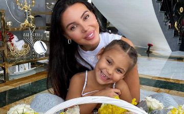 Оксану Самойлову осудили за езду с непристёгнутым ребёнком на переднем сиденье