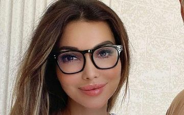 Певица Райхон вышла к своим поклонникам во время выступления – видео 