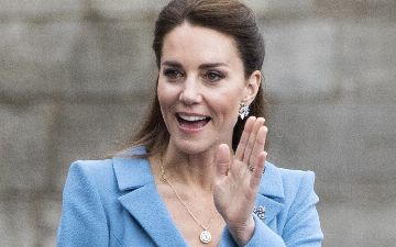 Кейт Миддлтон и принц Уильям привились от коронавируса - фото