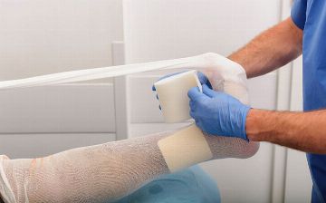 В Узбекистане взяли заботу о людях с редким заболеванием «бабочки»