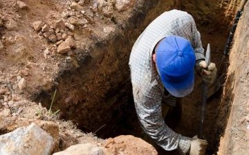 Узнали, кем на самом деле являлись засыпанные в Каракалпакстане землей люди: граждане пытались нарушить закон