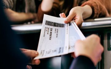 «В Узбекистане авиабилеты намного дороже, чем за границей»: Сенат изучил ситуацию с завышенными ценами на авиабилеты