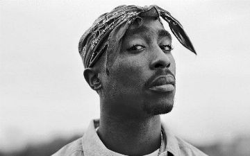 Тупаку Шакуру сегодня могло исполниться 50 лет 