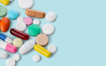 Как принимать лекарства и лечиться без вреда: правила приема и дозировки препаратов
