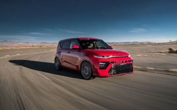 У нас пополнение: в Узбекистане начали продавать автомобили KIA Sorento и KIA Soul