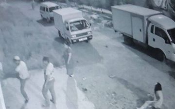 В Самаркандской области родственники невестки пытались ворваться в дом её бывшей свекрови