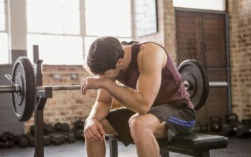 Тренер назвал самые опасные упражнения в тренажерном зале
