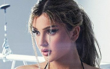 Блогера Дину Саеву хотят лишить гражданства – фото 