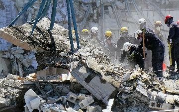 Число погибших при обрушении дома в Майами достигло 18 человек
