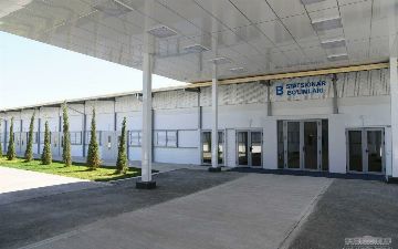 «Наша больница рассчитана на 2 тысячи коек, но в настоящее время здесь лечатся 2 550 пациентов», — в Зангиоте сообщили о переполненности больницы