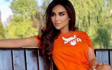 Из-за необычного гостя в ресторане Мунисе Ризаевой пришлось залезть на стул - видео