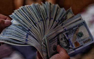 В столице 19-летний парень обманул мужчину на 48 тысяч долларов: он пообещал привезти из Дубая автомобиль Toyota Prado