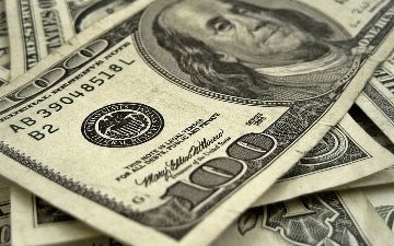 В Узбекистане понизился курс доллара