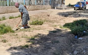 В Касанском районе главврач местной больницы принуждал работников к общественным работам 