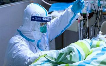 Эпидемиолог опроверг сообщения о большей летальности индийского штамма