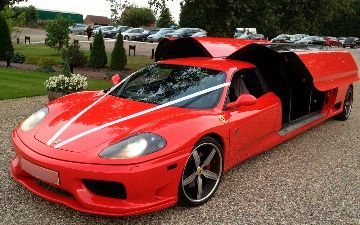 В Великобритании продают восьмиместный лимузин Ferrari. Посмотрите фотографии и узнайте цену
