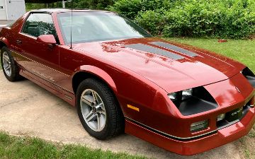 На торги выставили абсолютно новый Chevrolet Camaro 1987 года