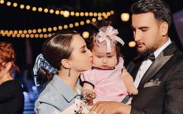 Супруг Шахзоды Мухаммедовой рассказал, в каких случаях не разрешает ее поклонникам фотографироваться с ней - видео