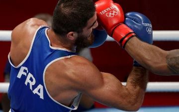 Потенциального соперника Баходира Джалолова в полуфинале дисквалифицировали. Показываем, почему