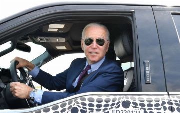 Джо Байден предложил запретить автомобили с ДВС