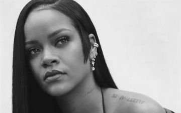 Рианна выпускает собственный парфюм