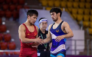 Вольный борец Гуломжон Абдуллаев стартовал с победы на этапе 1/8 финала на Олимпиаде