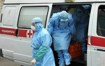 После вакцинации имеется риск попасть в больницу: объясняем причины