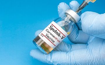 Разработчик вакцины «Спутник V» разместил контракты на её выпуск более чем на 95 млрд рублей