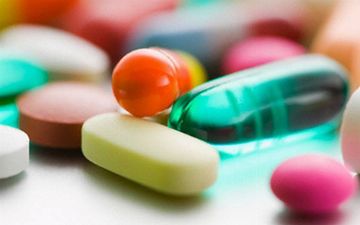 Минздрав рассказал, можно ли употреблять большое количество витаминов