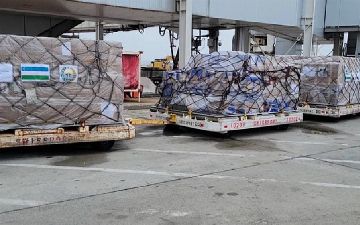 В Узбекистан доставили гуманитарный груз из США