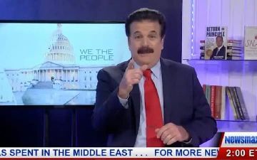 Критик вакцин и телеведущий Дик Фаррел умер от коронавируса