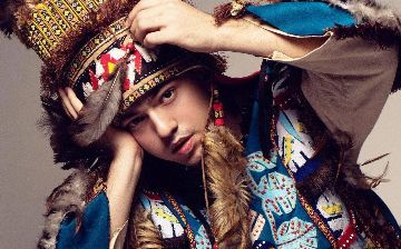 Вождь индейского племени прошелся по улицам Ташкента: узнайте, кто это был 