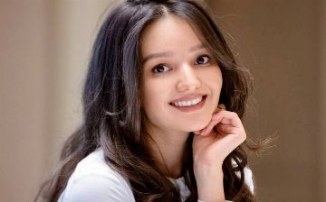 Стало известно, что Хуснорик возможно ушла с телеканала Sevimli по вине ее коллеги Самандара Хамрокулова - видео