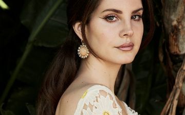 Лана Дель Рей запретила выпускать свои песни после ее смерти